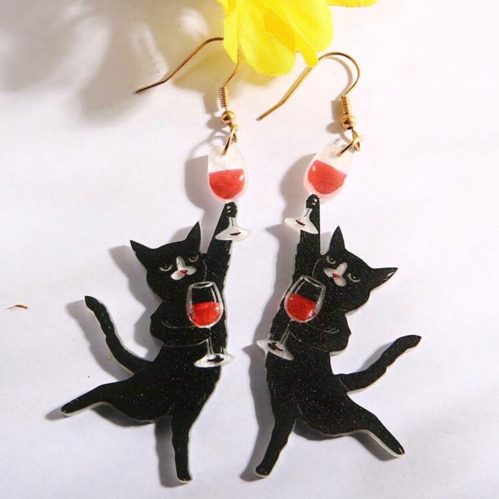 The Cat Drinking Earrings by Rinhoo
